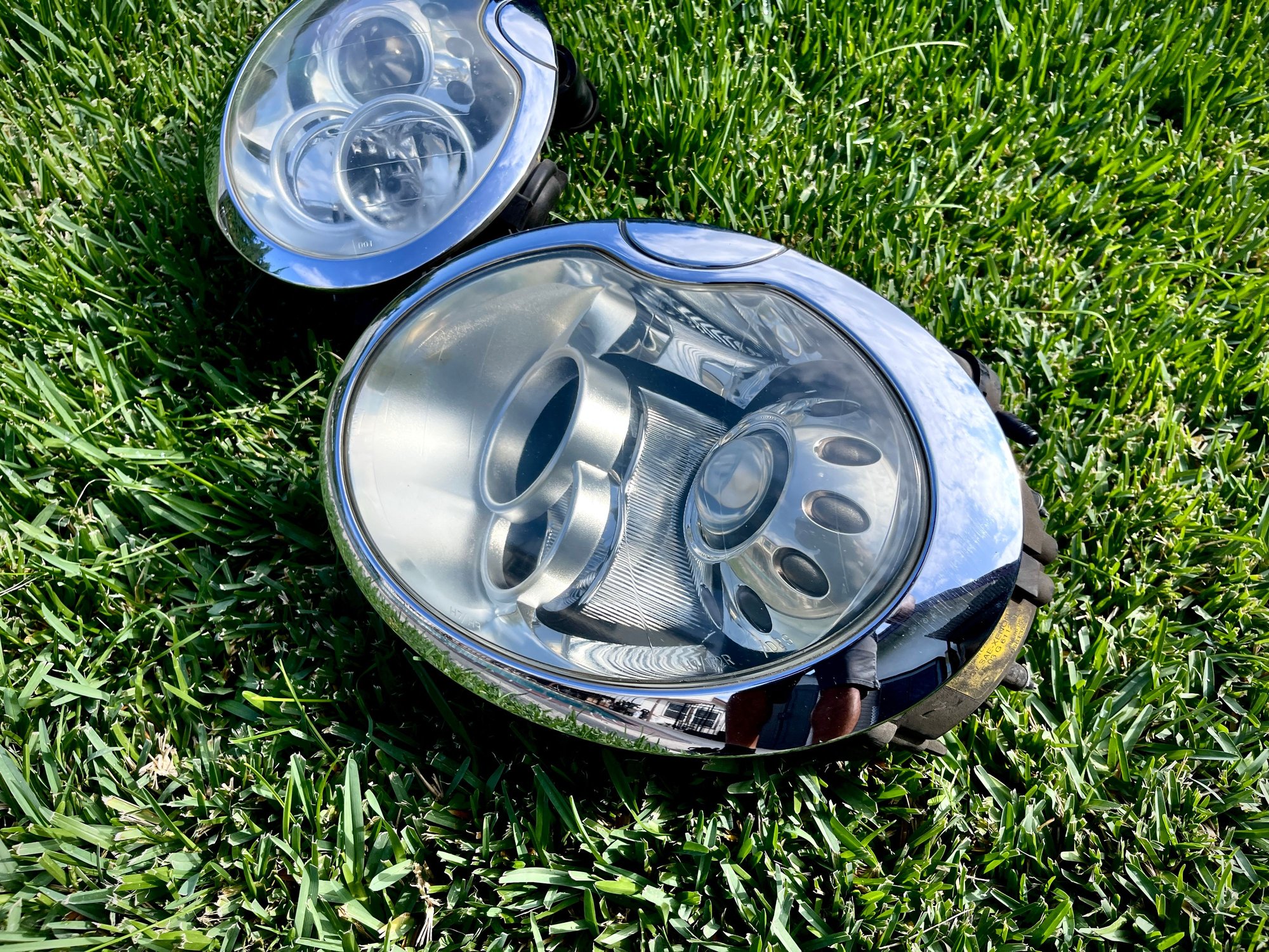 Lights - OEM Facelift Xenon Headlights (1st Generation) - Used - 2002 to 2006 Mini Cooper - Los Angeles, CA 90001, United States