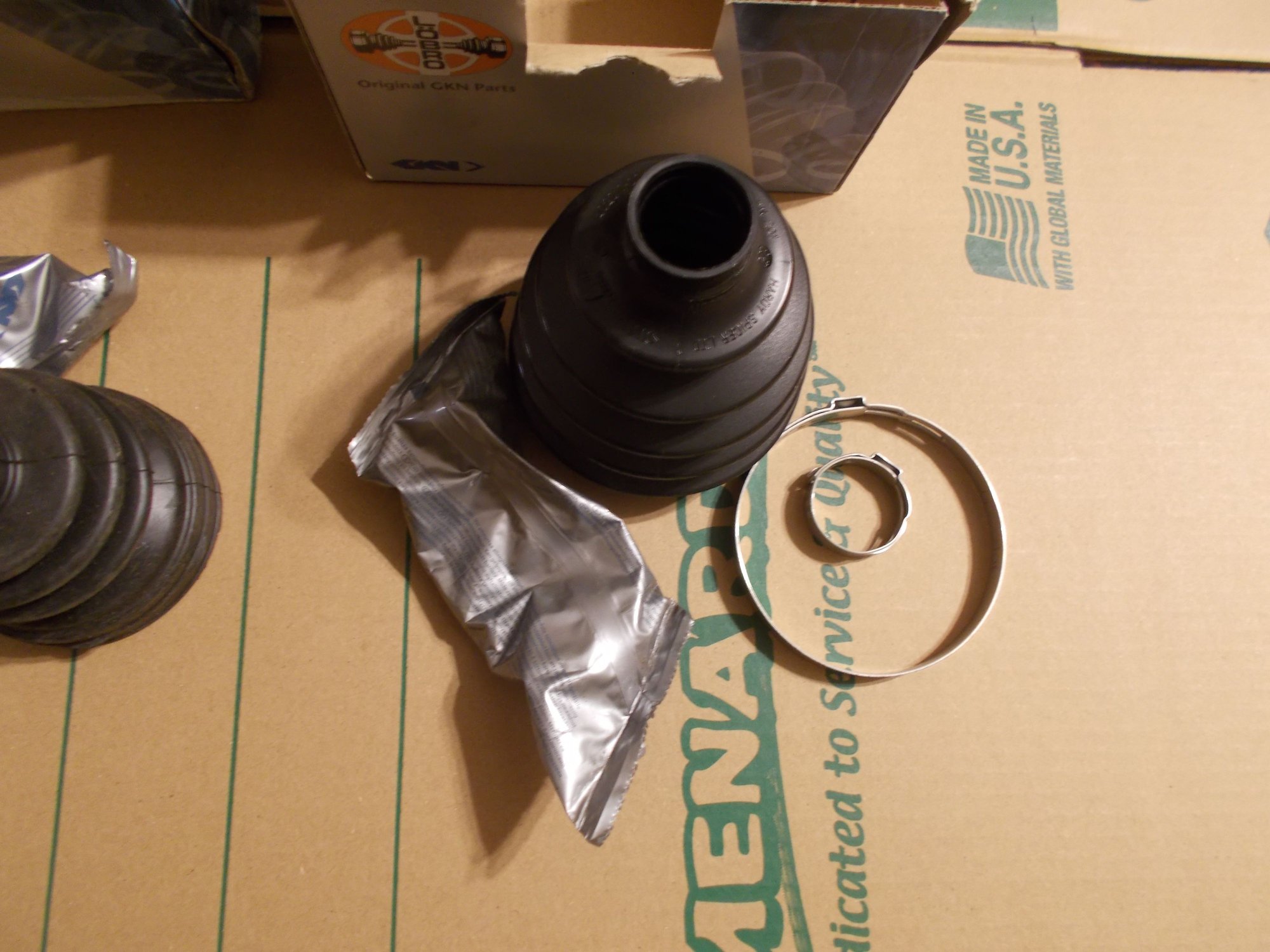 Drivetrain - Gen 1 Inner and Outer Axle Boots.  Made by GKN. - New - 2002 to 2006 Mini R50: "Mk I" Mini One & Cooper - Bryan, OH 43506, United States