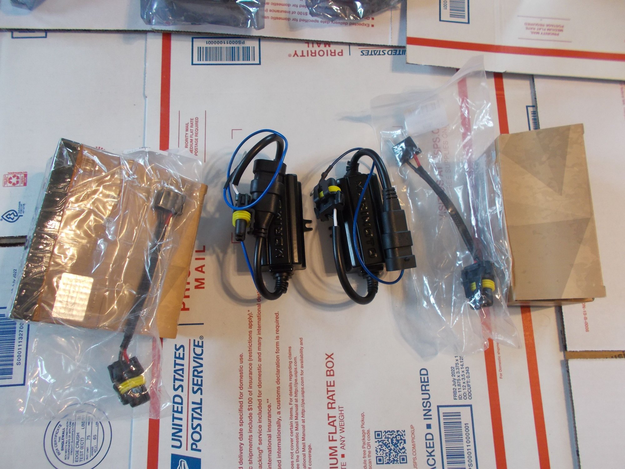 Lights - Morimoto Halogen H7 to H.I.D Conversion. 6000K. R50, R52, R53. New With Covers. - New - 2005 to 2006 Mini R50: "Mk I" Mini One & Cooper - 2005 to 2008 Mini R52: "Mk I" Mini Convertible - 2005 to 2006 Mini R53: "Mk I" Mini Cooper S - Bryan, OH 43506, United States