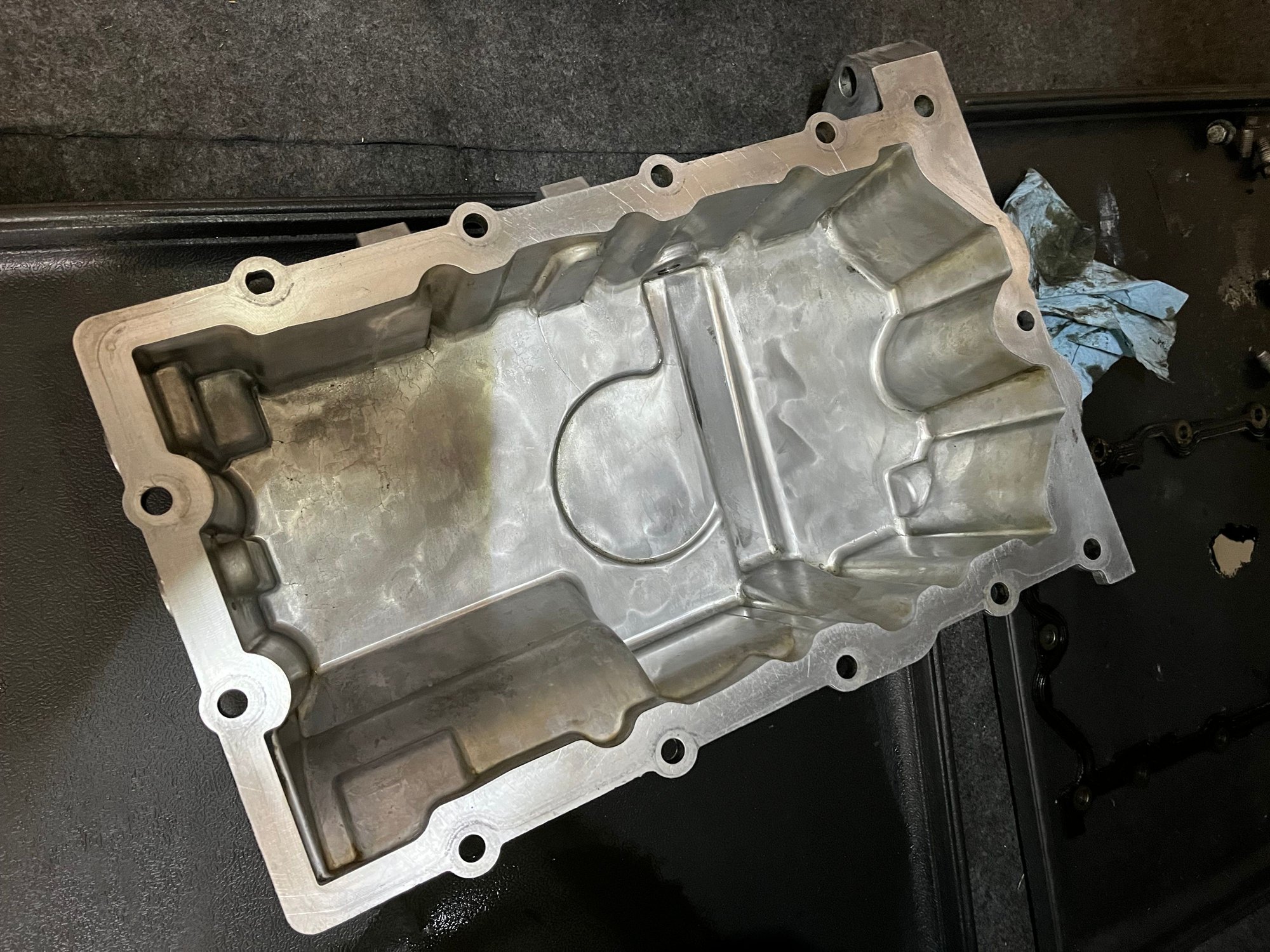 Dropped the pan and changed the seals.