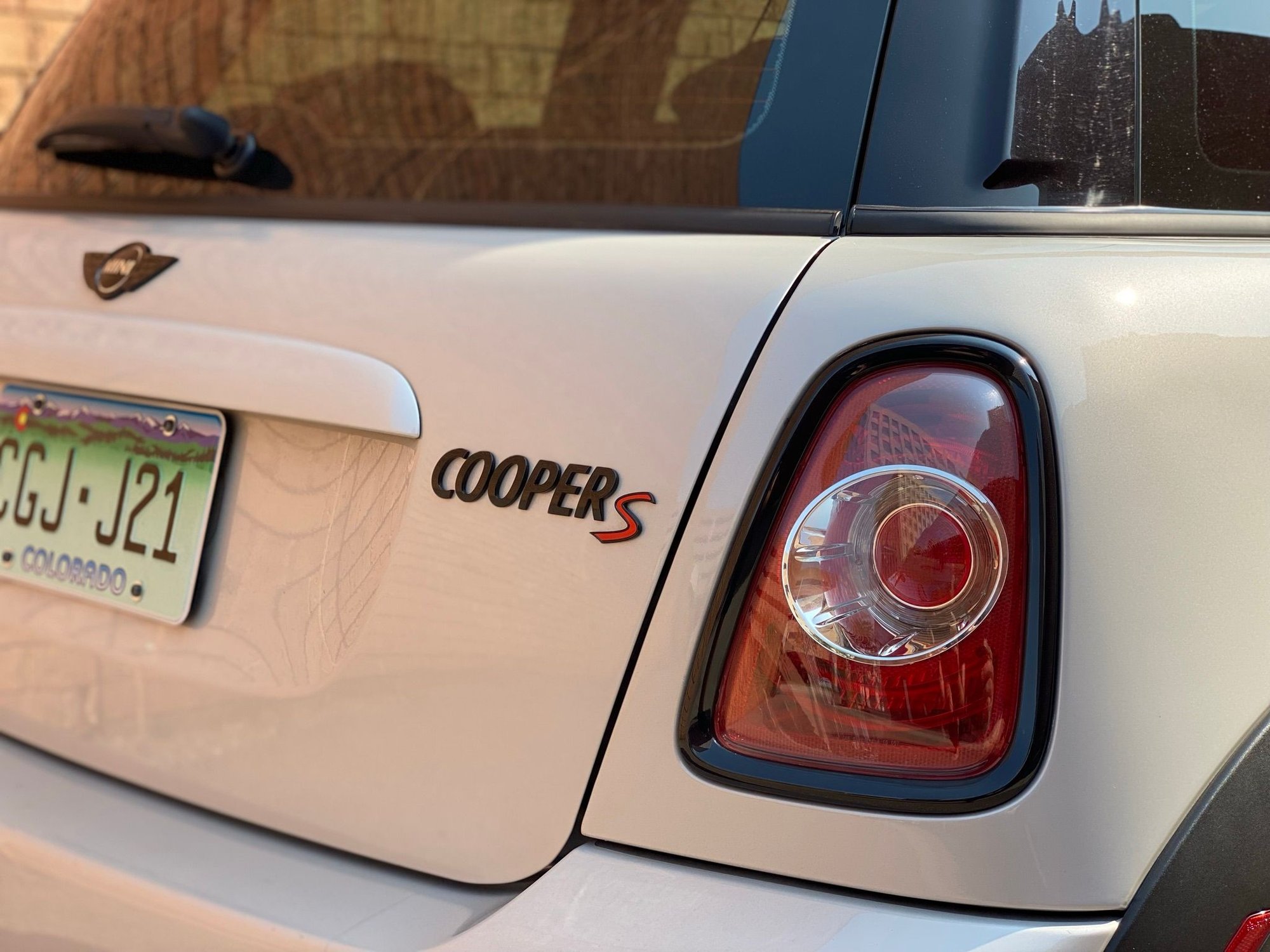 2013 Mini R56: "Mk II" Mini Hatch/Hardtop range - 2013 Mini Cooper S with JCW interior package, 6 speed manual - Used - VIN WMWSV3C57DT478176 - 4 cyl - 2WD - Manual - Hatchback - Silver - Colorado Springs, CO 80904, United States
