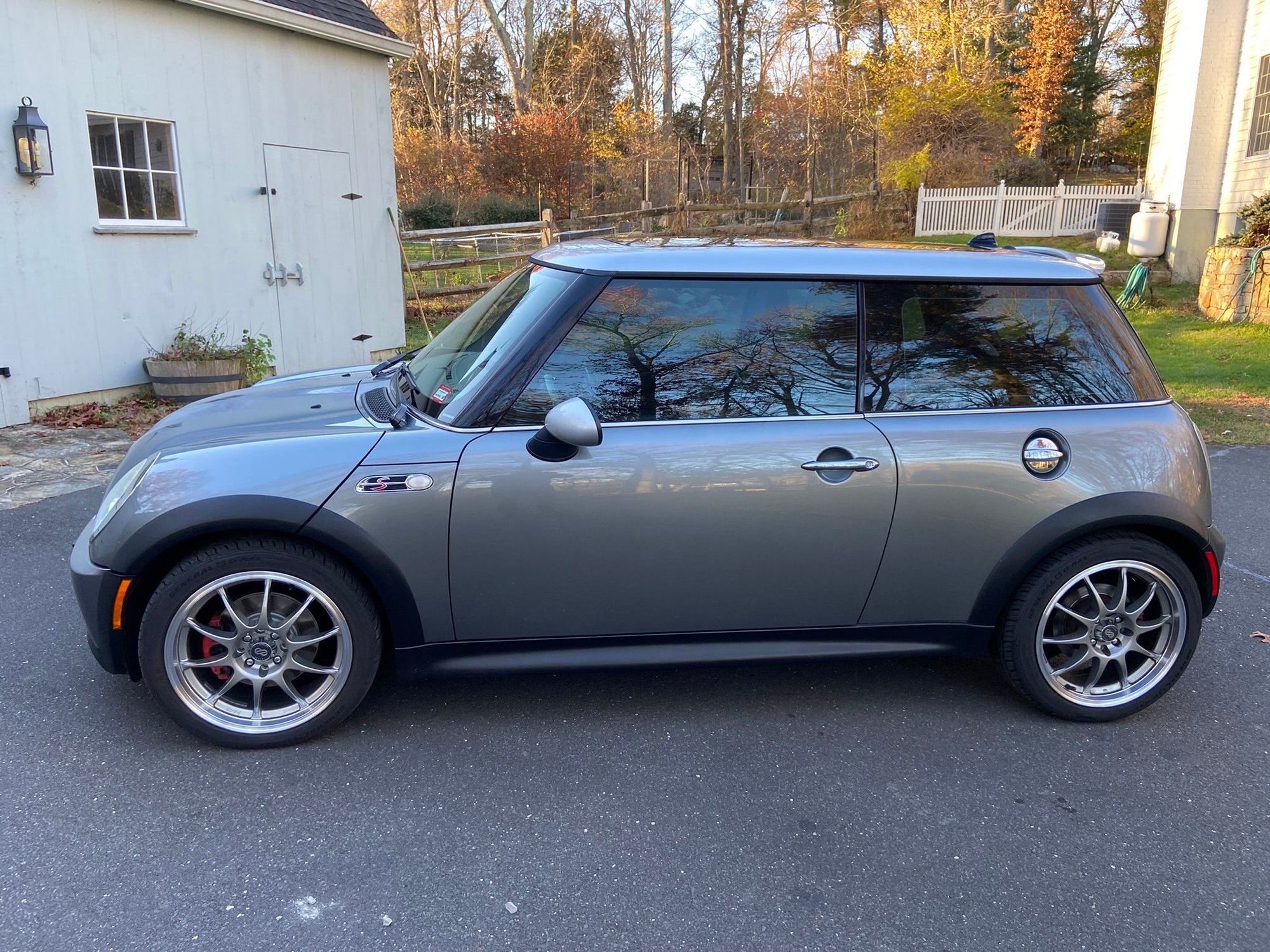 2004 Mini R53: "Mk I" Mini Cooper S - 2004 Mini Cooper S JCW R53 - Used - VIN WMWRE3444TD80909 - 112,250 Miles - 4 cyl - 2WD - Manual - Coupe - Gray - Fairfield, CT 06824, United States