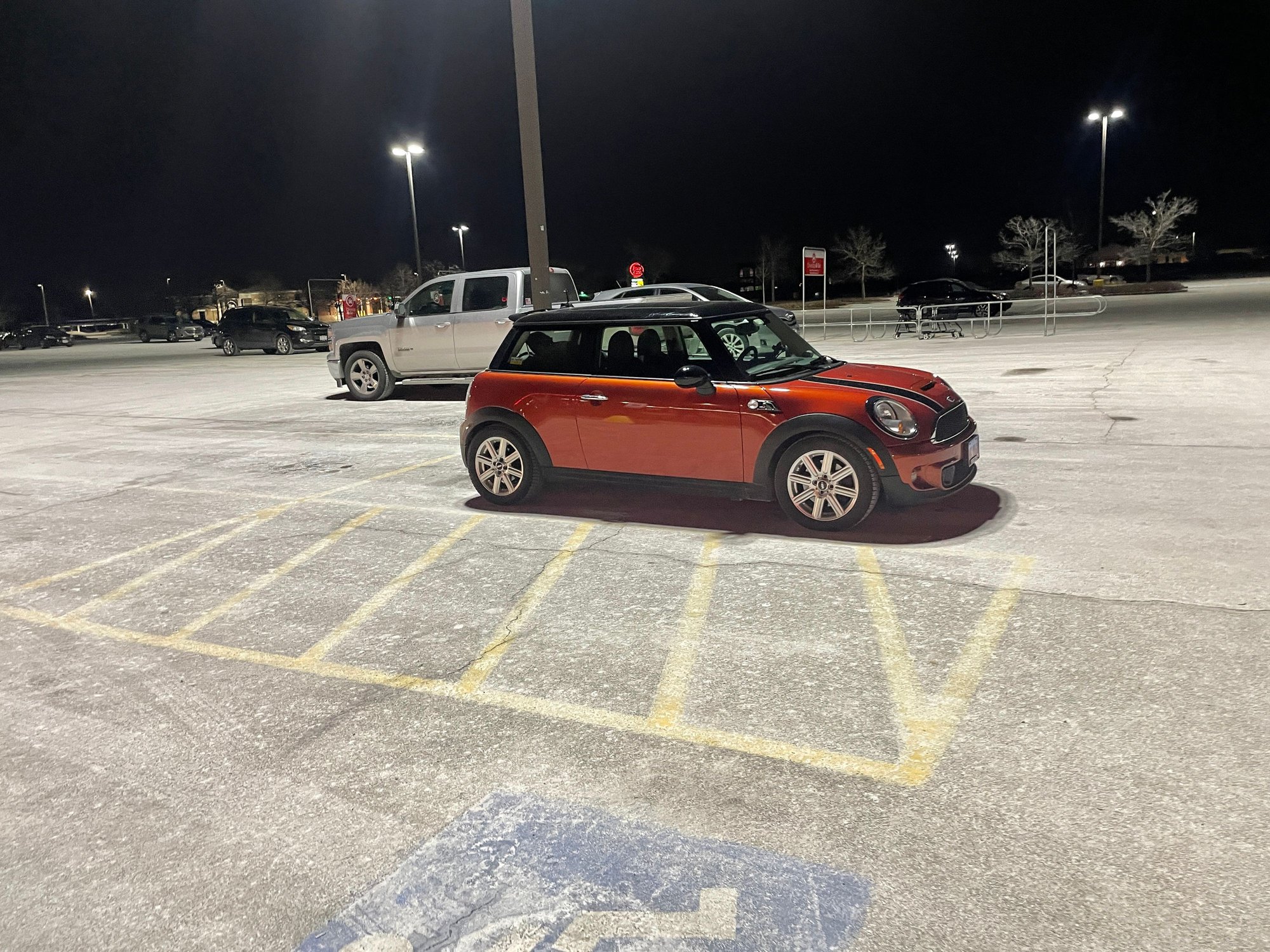 2013 Mini R56: "Mk II" Mini Hatch/Hardtop range - Beautiful manual ORANGE 2013 MCS - Used - VIN WMWSV3C55DT476121 - 125,000 Miles - 4 cyl - 2WD - Manual - Hatchback - Orange - Mundelein, IL 60060, United States