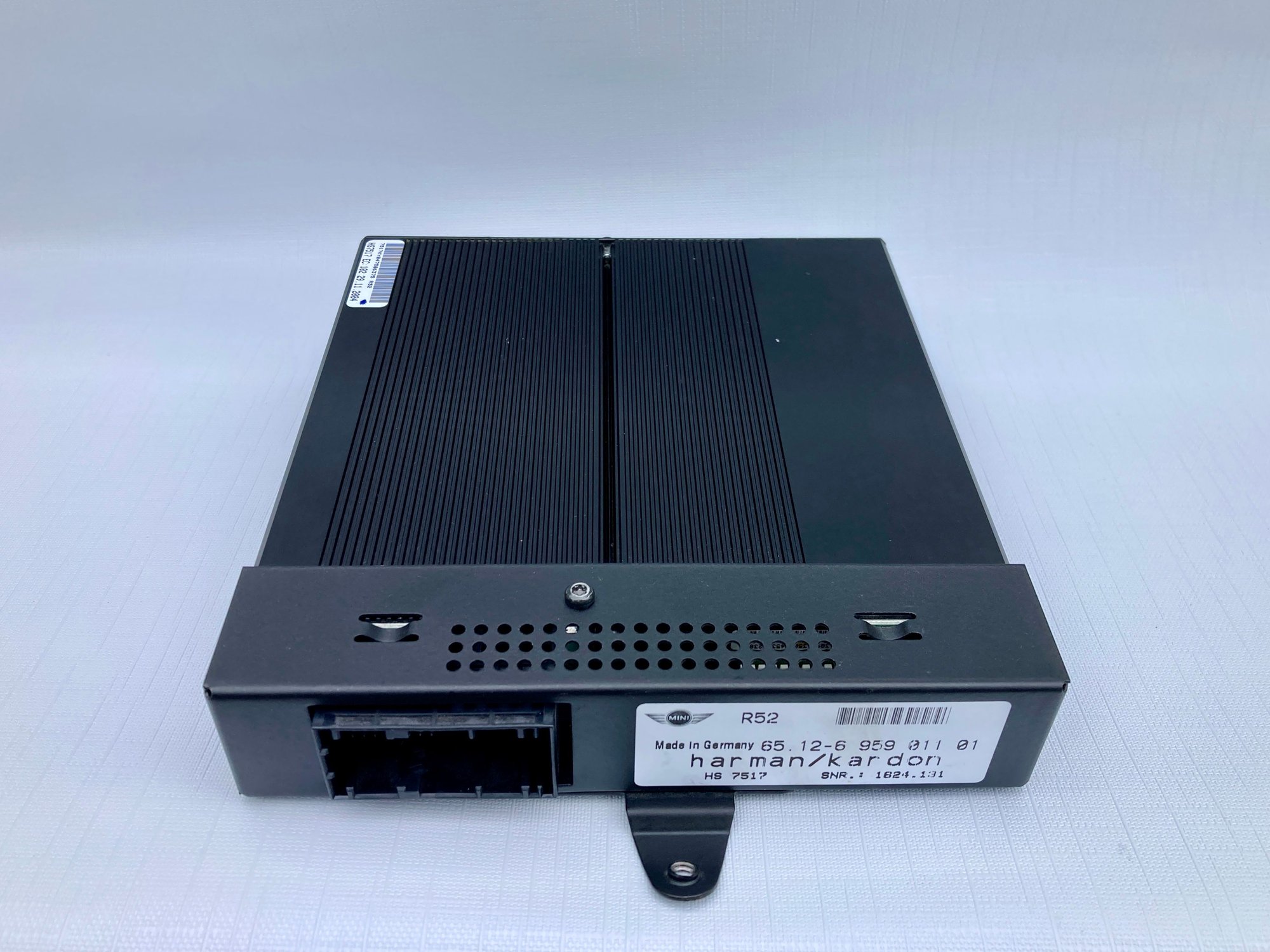 Audio Video/Electronics - Harmon Kardon Amp for R52 - Used - All Years  All Models - Brockton, MA 02302, United States