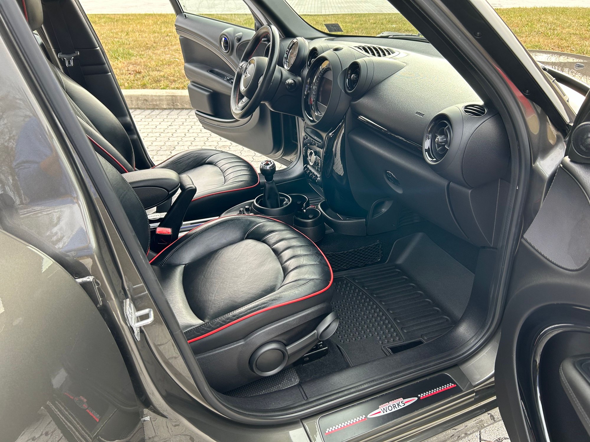2013 Mini R60: Countryman - 2013 Countryman JCW - 72k miles - Used - VIN WMWXD1C50DWM28618 - 72,549 Miles - 4 cyl - Manual - SUV - Gray - Palmerton, PA 18071, United States