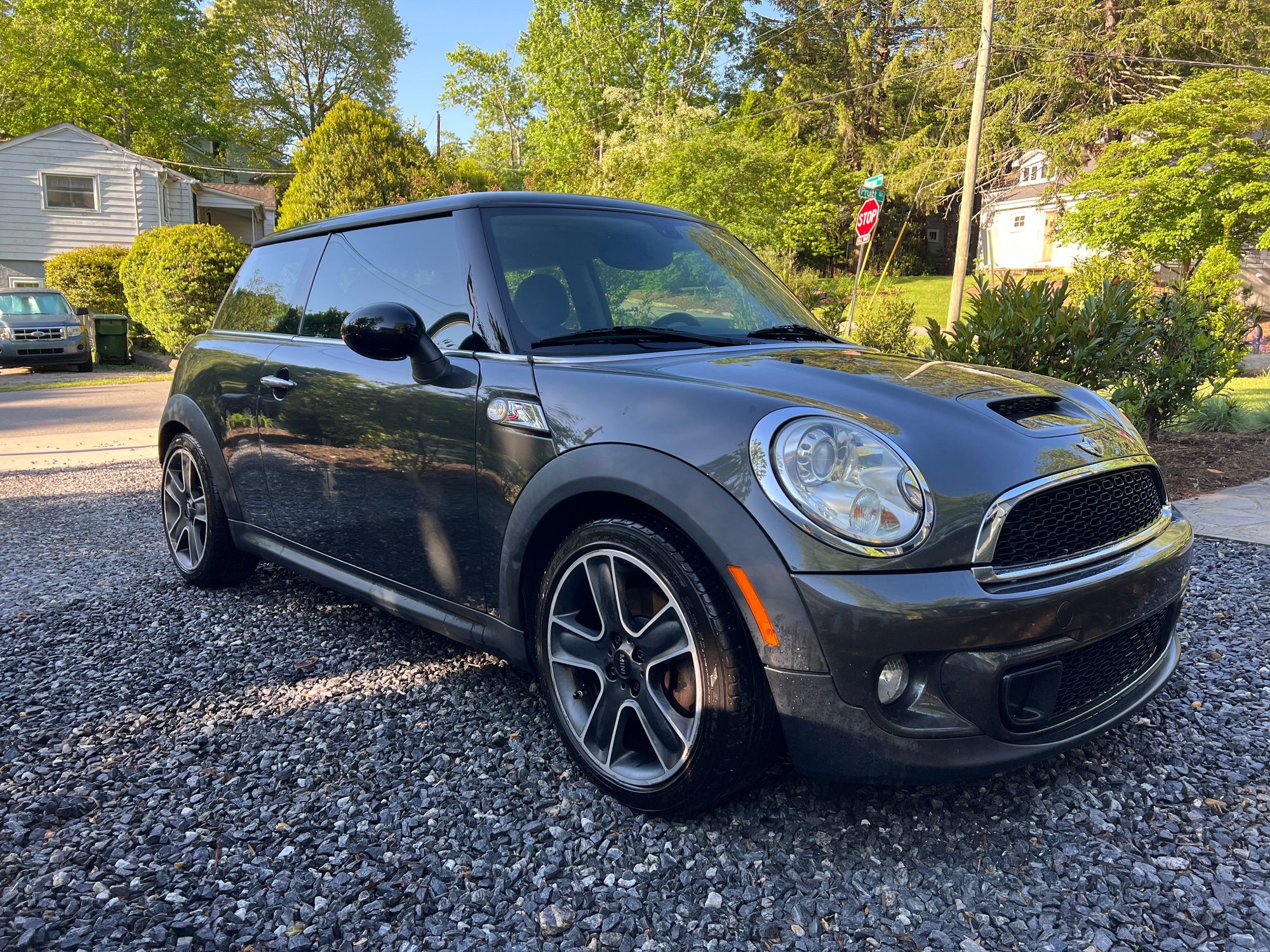 2012 Mini R56: "Mk II" Mini Hatch/Hardtop range - 2012 Mini Cooper S - Used - VIN WMWSV3C52CTY26741 - 104,000 Miles - 4 cyl - 2WD - Manual - Hatchback - Gray - Asheville, NC 28806, United States