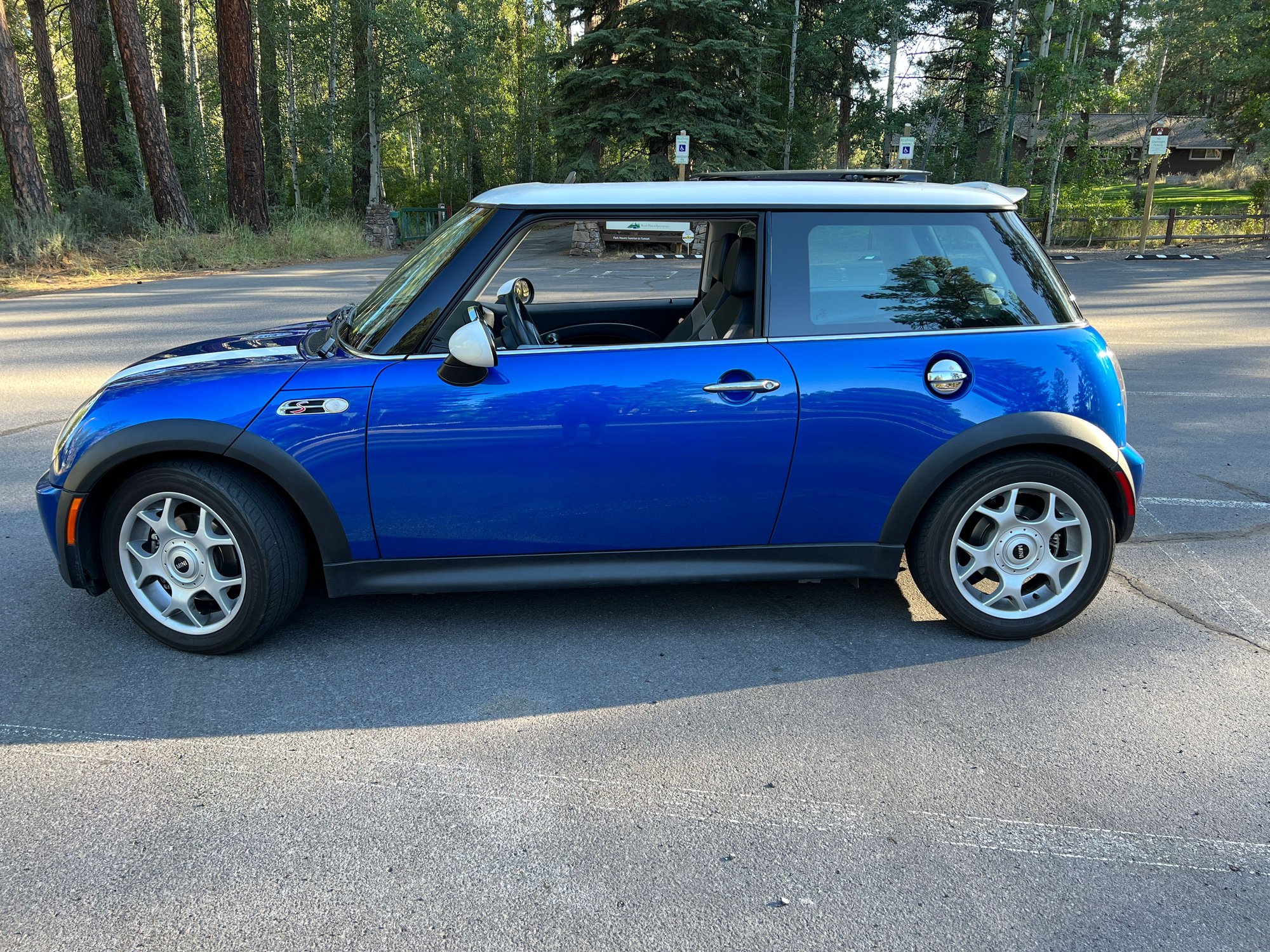 2006 Mini R53: "Mk I" Mini Cooper S - FS: Pristine 2006 MCS/1 owner/always garaged/46k miles - $13.75k - Used - VIN WMWRE33596TN27167 - 56,000 Miles - 4 cyl - 2WD - Manual - Hatchback - Blue - Bend, OR 97703, United States