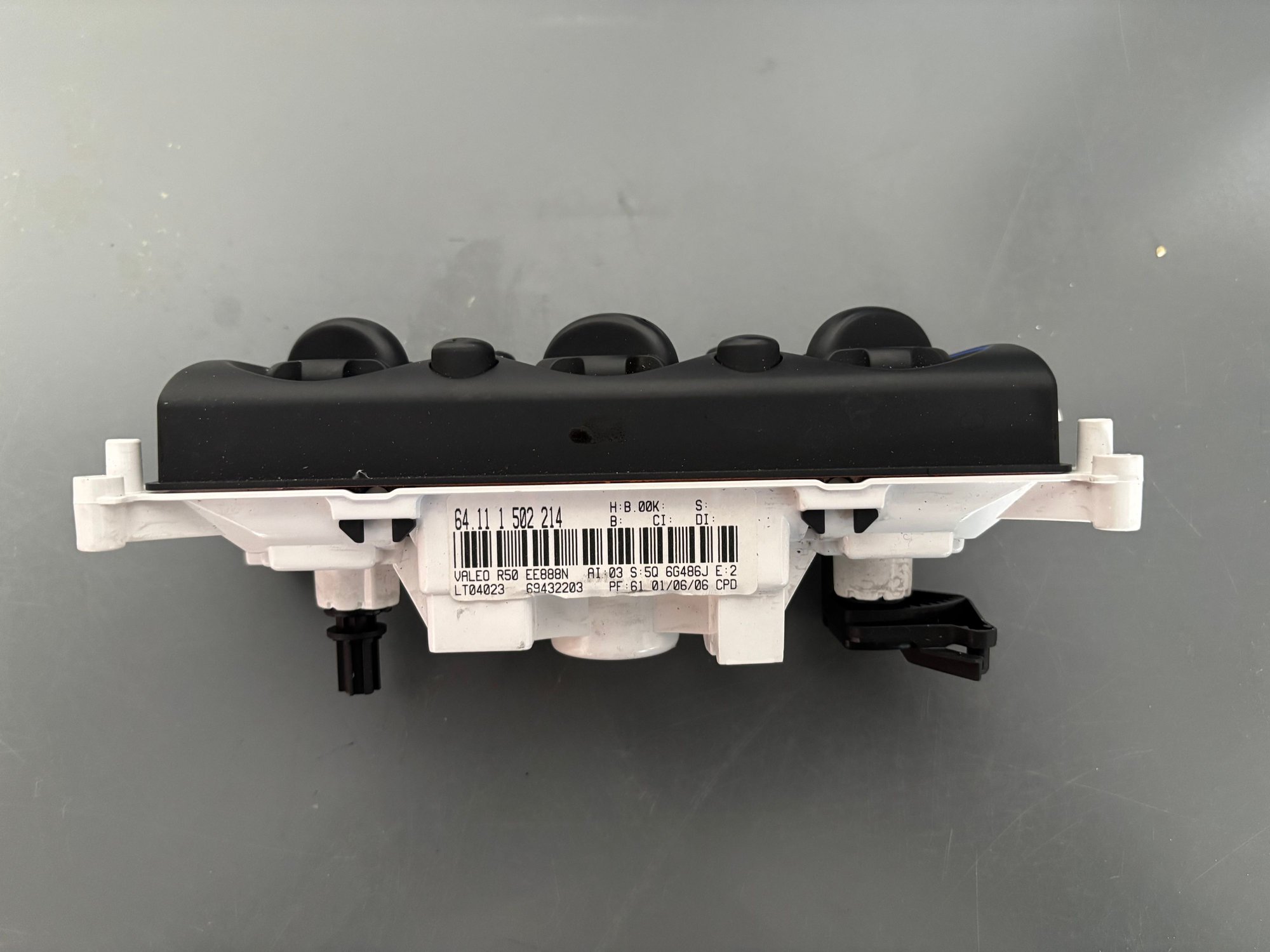 Miscellaneous - GENUINE MINI Center Dash Components - Used - 2002 to 2008 Mini Cooper - Cedar Park, TX 78641, United States