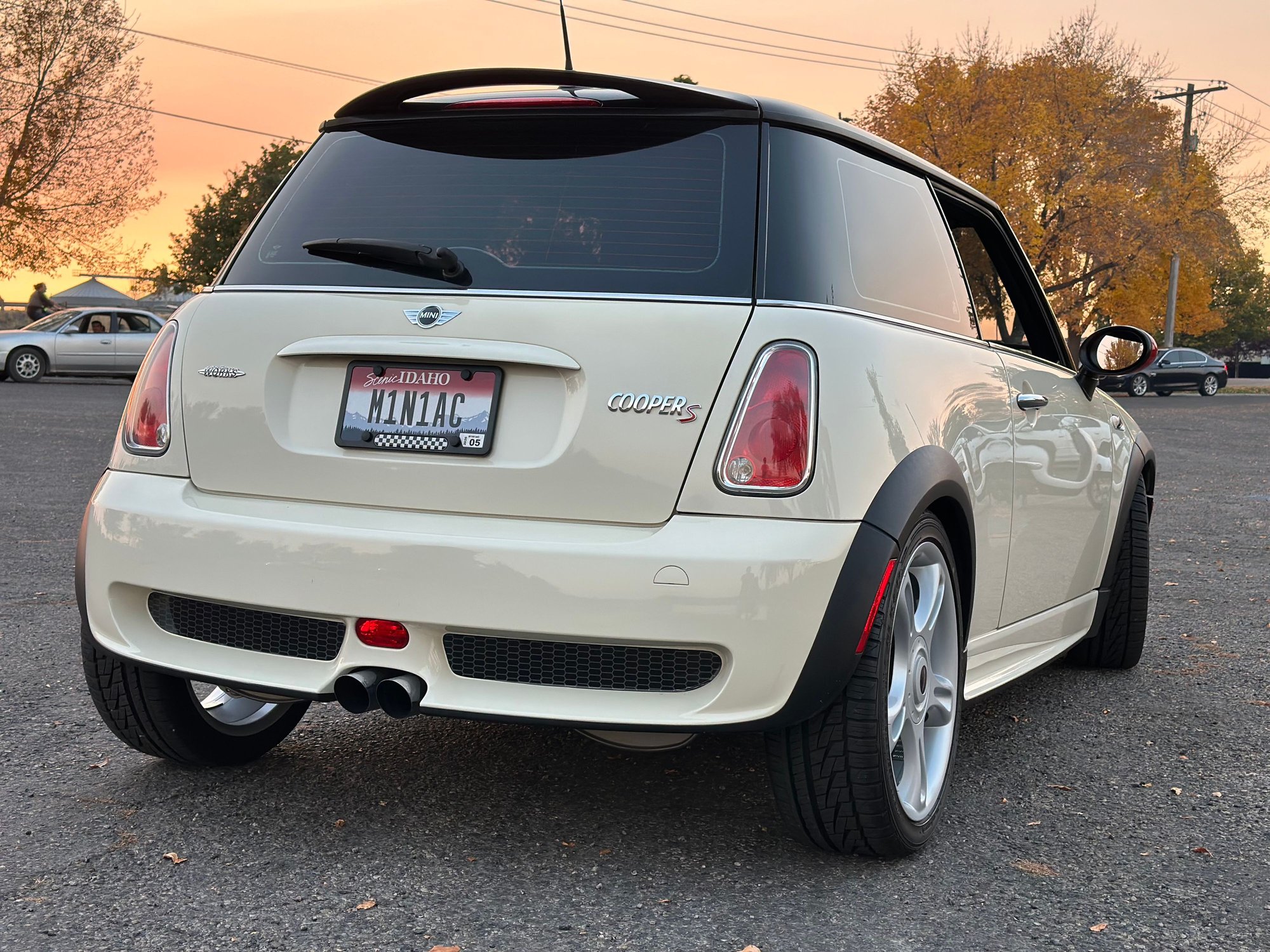 2006 Mini R53: "Mk I" Mini Cooper S - 2006 Mini Cooper Factory JCW - Used - VIN WMWRE33506TL20926 - 106,000 Miles - 4 cyl - 2WD - Manual - Coupe - White - Idaho Falls, ID 83402, United States