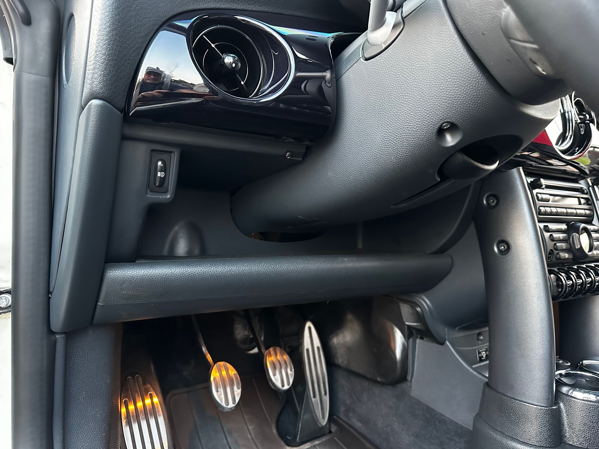 2006 Mini R53: "Mk I" Mini Cooper S - 2006 Mini Cooper Factory JCW - Used - VIN WMWRE33506TL20926 - 106,000 Miles - 4 cyl - 2WD - Manual - Coupe - White - Idaho Falls, ID 83402, United States