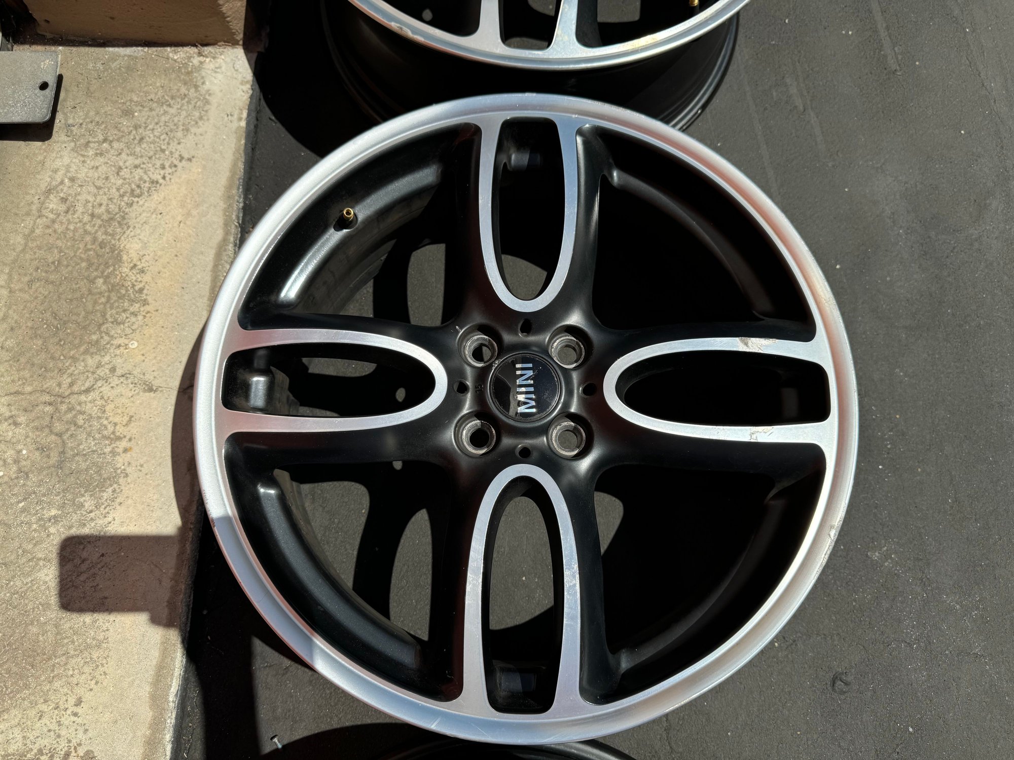 Wheels and Tires/Axles - Mini GP wheels - Used - -1 to 2025  All Models - Santa Monica, CA 90405, United States