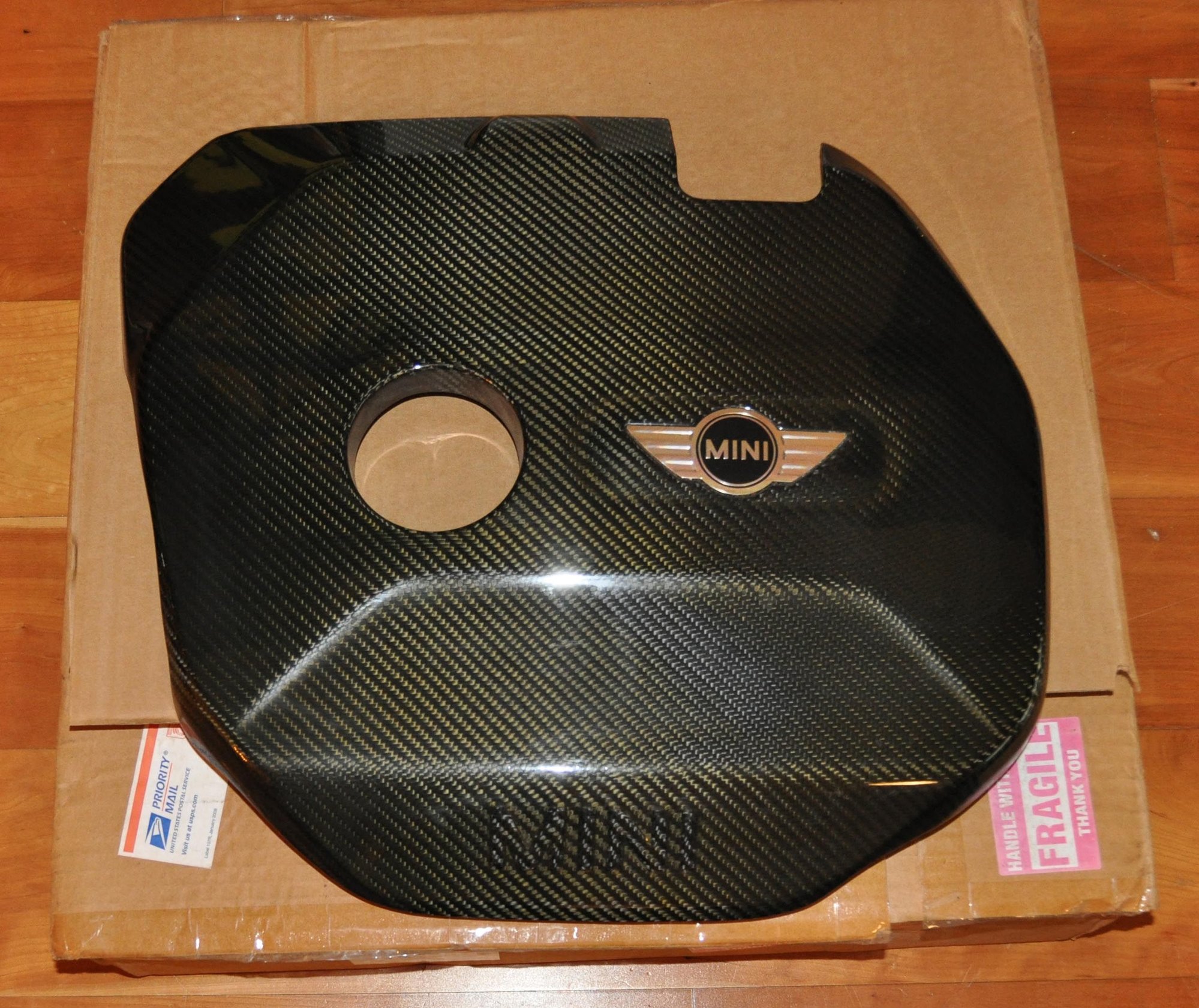 Miscellaneous - Carbon Fiber Engine Cover w/ Mini Emblem - Used - 2015 to 2022 Mini F56: Mini Hatch/Hardtop - Altamonte Springs, FL 32701, United States