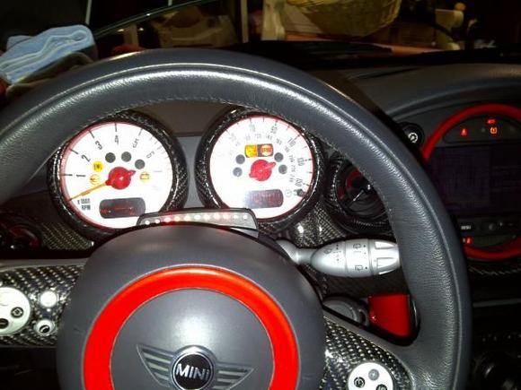 Interior Image 
R56 Shift light installed