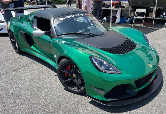 Amazing green on this Lotus