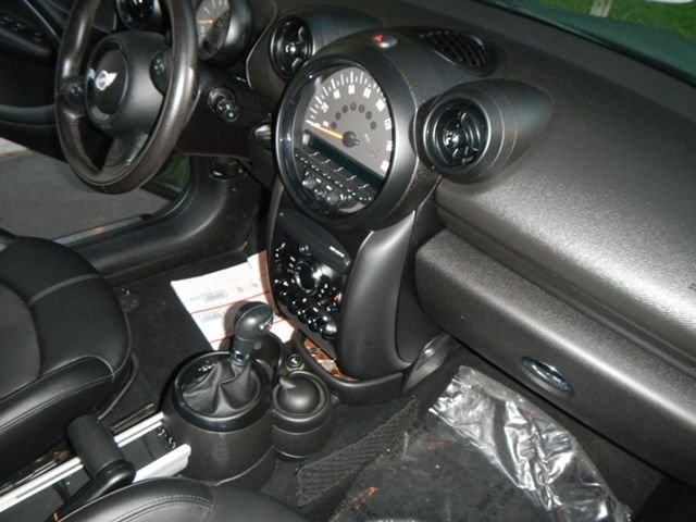 2015 Mini R60: Countryman - 2015 Mini Cooper Countryman S all4 Excellent Condition Inside and Out with Turbo - Used - VIN wmwzc5c56fwp49214 - 130,000 Miles - 4 cyl - 4WD - Automatic - Hatchback - Other - Adams, MA 01220, United States