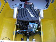 hard to see but they are not the same distance away from the crank
and they doint straight to the transom either