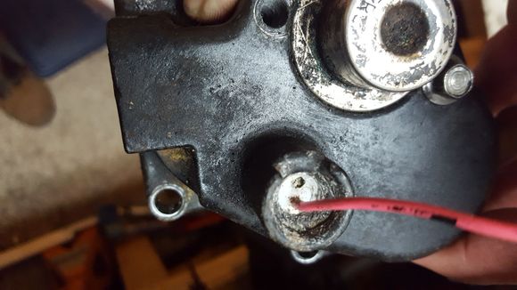 topside of cover showing wire break-off at surface