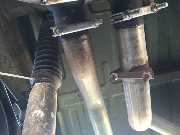 The piece i had to add on the right side of the picture as youre looking at it...