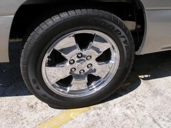OEM 20" Rims &amp; Tire