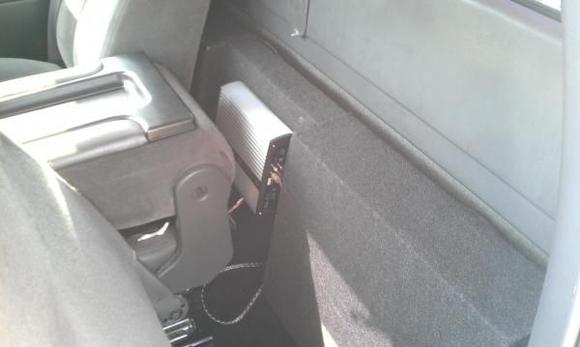 IMAG0114two 12' alpine type r swrt12 shallow mount subs with a jl jx1000 watt amp