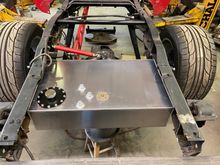 17 gal cell. 29.5" x 16" x 7". Have to make a little room for sides.
Room for two batteries behind fuel cell.