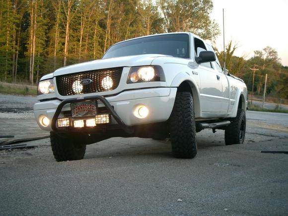 stuntin the new lights