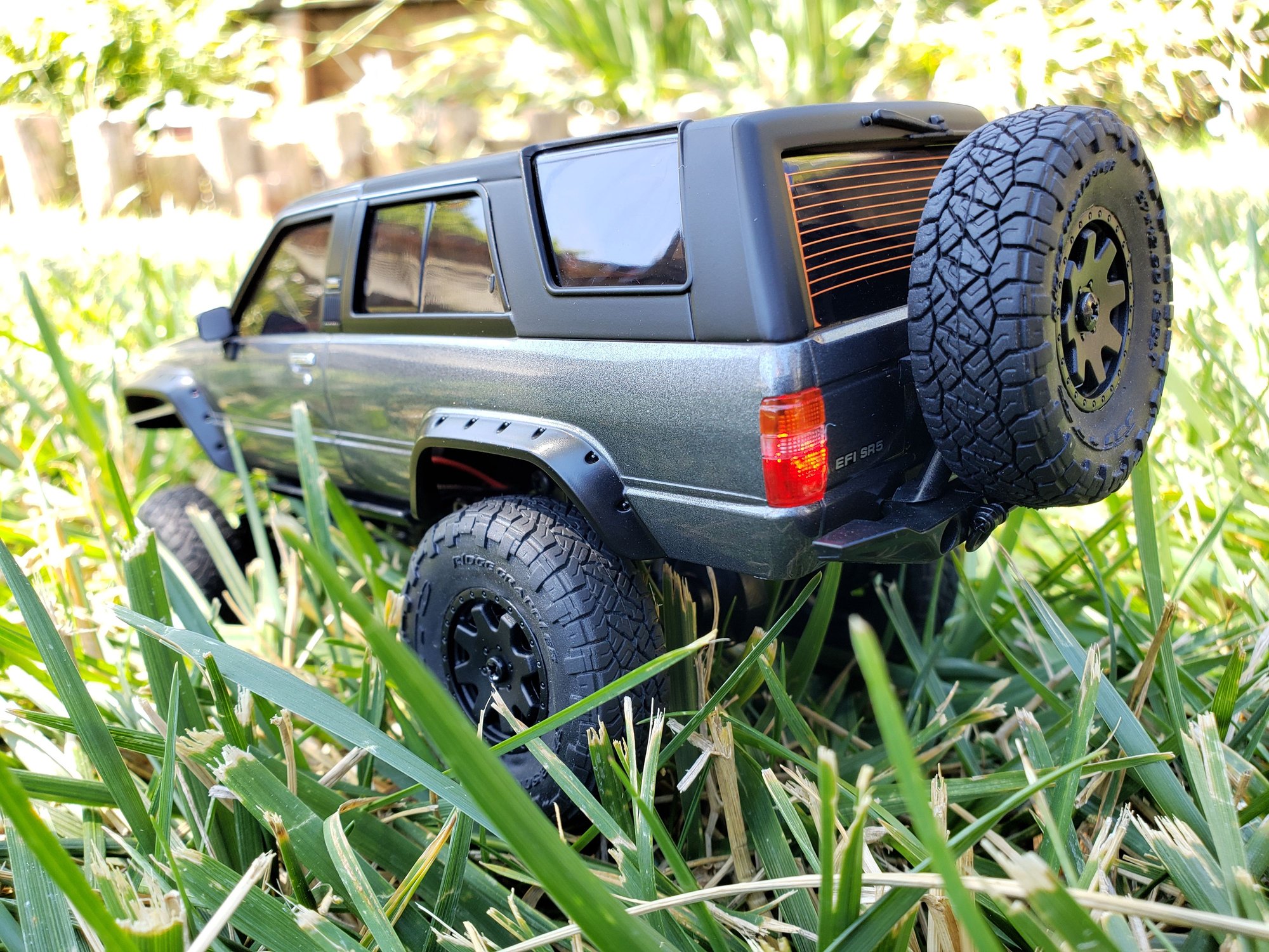 Kyosho Mini Z 4x4 Rock Crawler Toyota 4runner or Jeep Wrangler