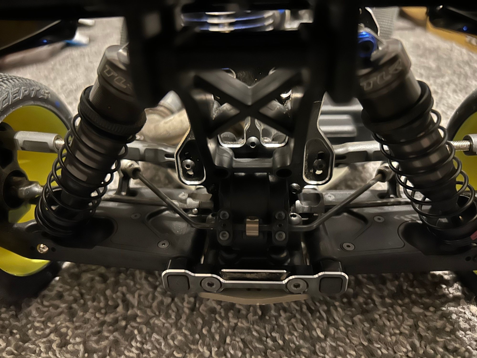 TLR 8x 2.0 - R/C Tech Forums