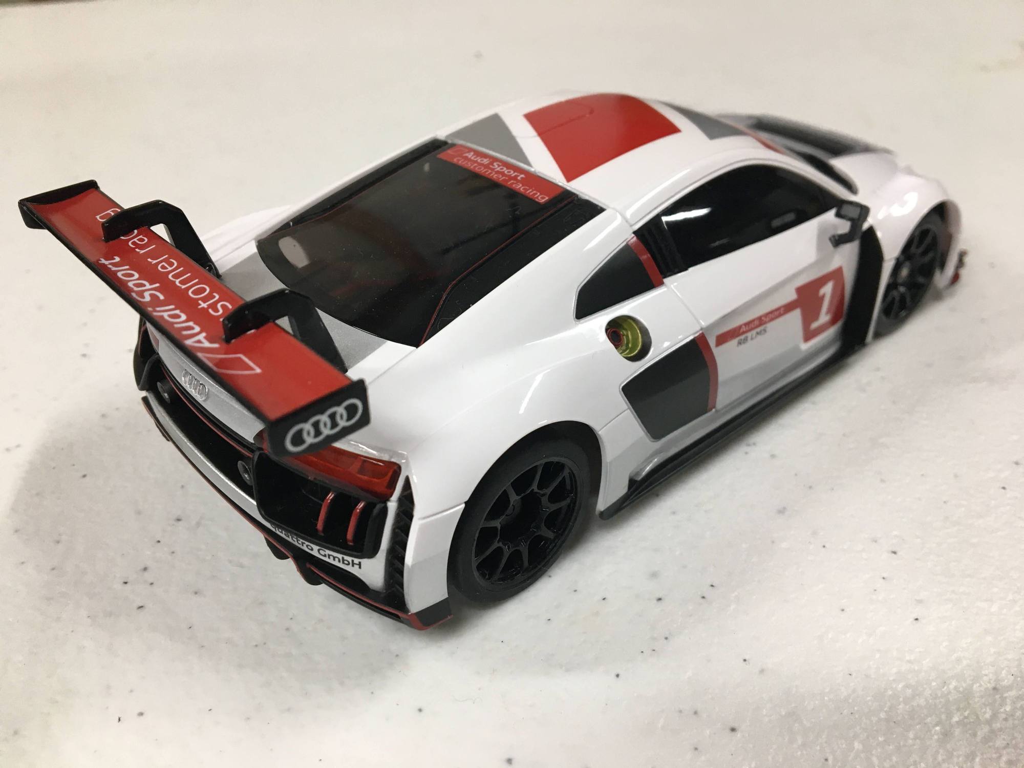 京商 ミニッツRWDレディセット Audi R8 LMS 2015 White-