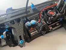 Hobbywing Xerun 120A V3.1 esc in excellent shape. Only run in blinks mode.  Spektrum SR410 receiver.  Savox 1251 Black Edition servo. 