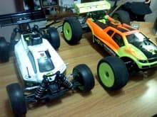 Losi 8ight 2.0 buggy and truggy