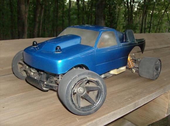 oldschool Kyosho Ultima