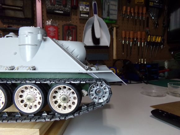 Mating of upper and lower after trimming metal lower.