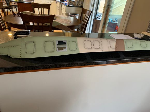 Weathering on conformal fuel tanks