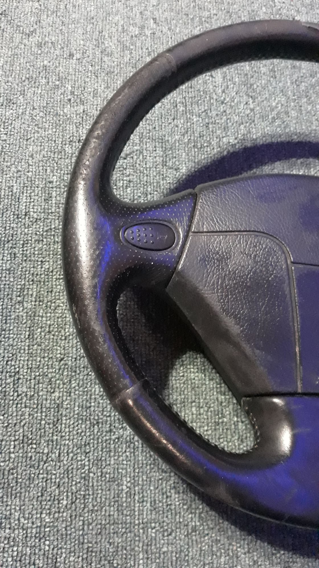 Interior/Upholstery - OEM Steering wheel with airbag and controls - Used - Orlando, FL 32824, United States
