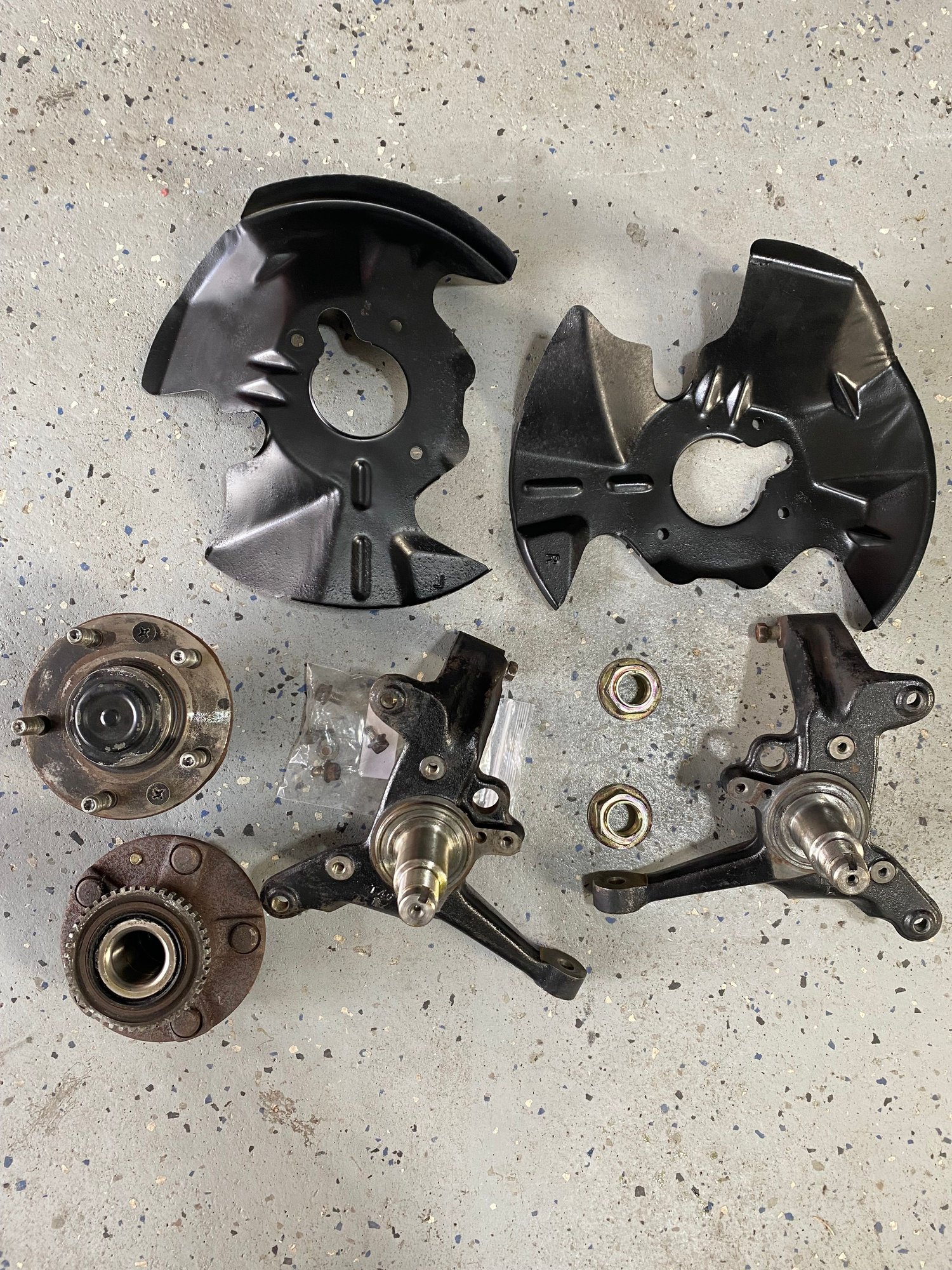 Steering/Suspension - FD steering knuckle parts - Used - 1993 to 1995 Mazda RX-7 - Macomb, MI 48042, United States