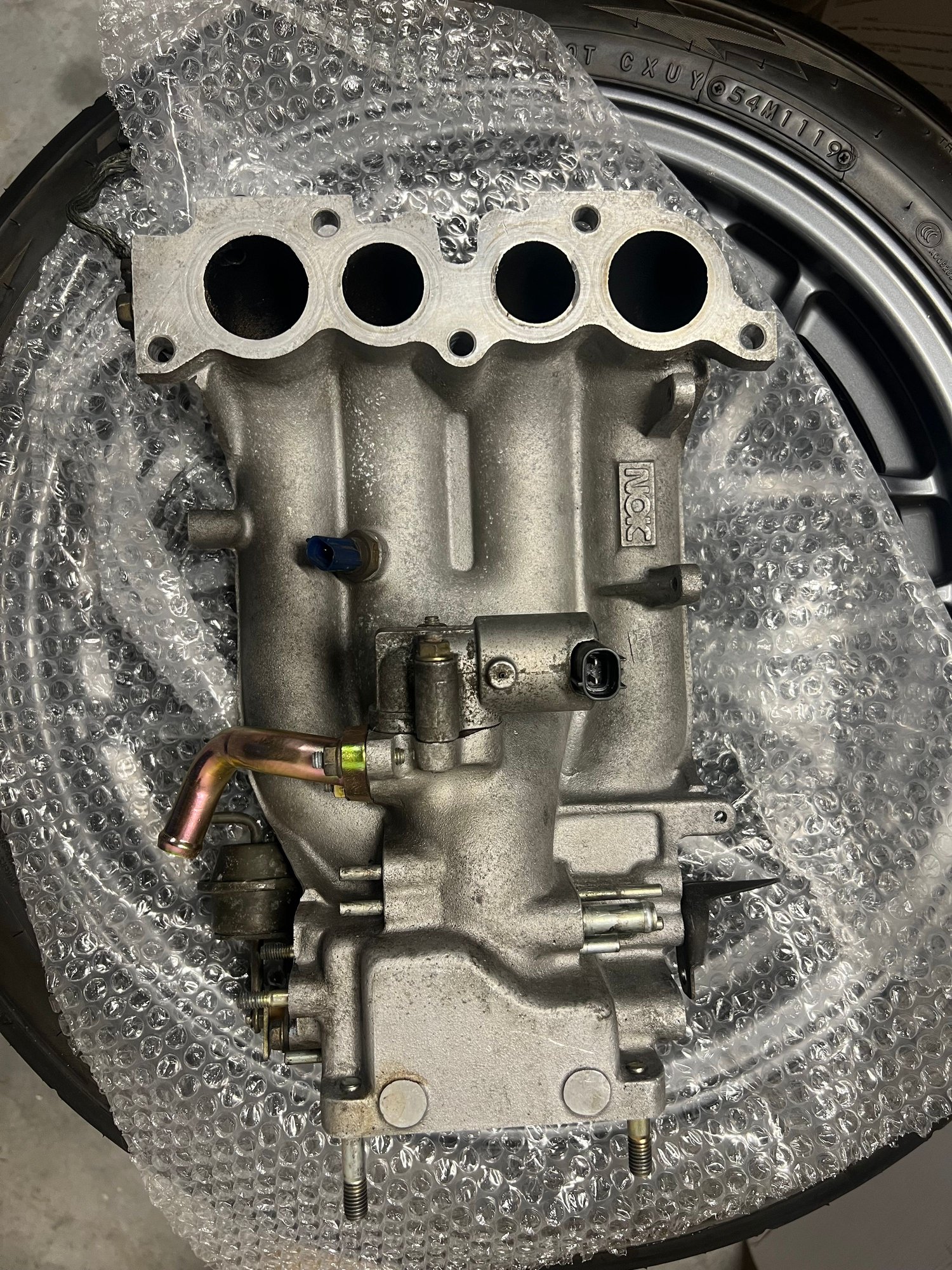 Engine - Intake/Fuel - USDM upper intake - Used - 1993 to 1995 Mazda RX-7 - Orlando, FL 32829, United States