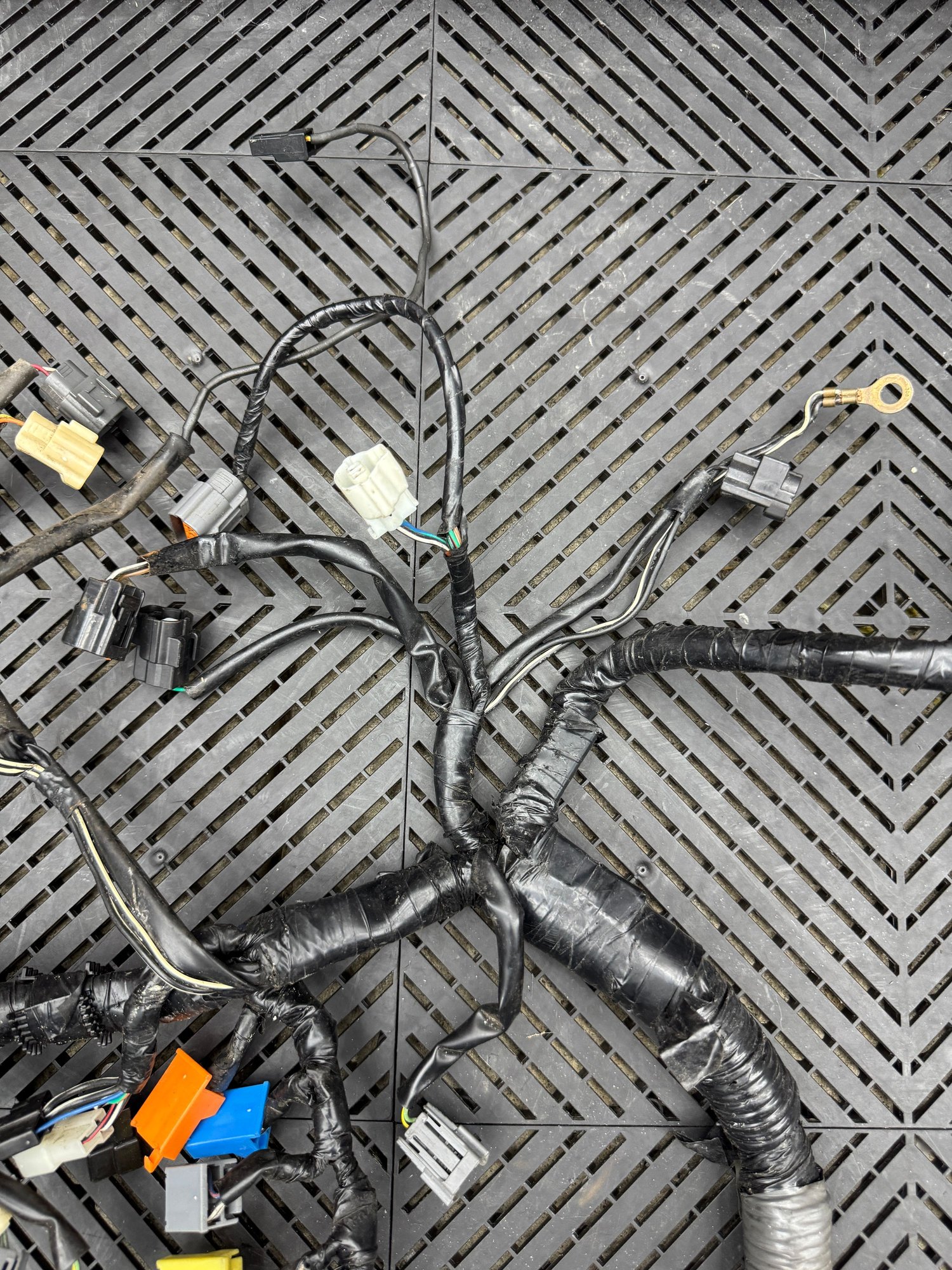 Engine - Electrical - Mazda RX7 FD3S Engine Wiring Harness - Used - 1992 to 1995 Mazda RX-7 - Birmingham, MI 48323, United States