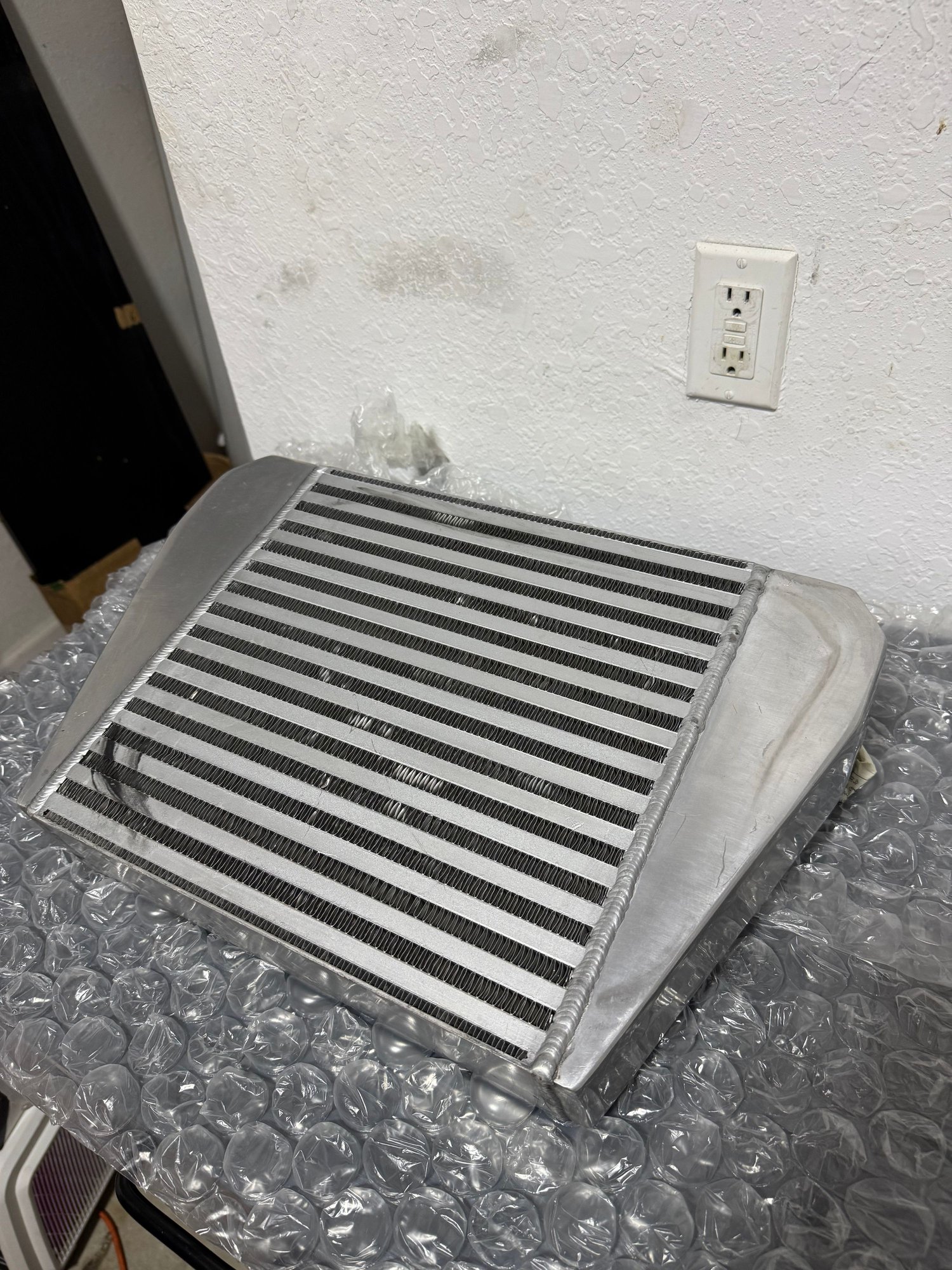 Miscellaneous - FS: Pettit Intercooler, PS reservoir, steering wheel - Used - All Years  All Models - Miami, FL 33172, United States