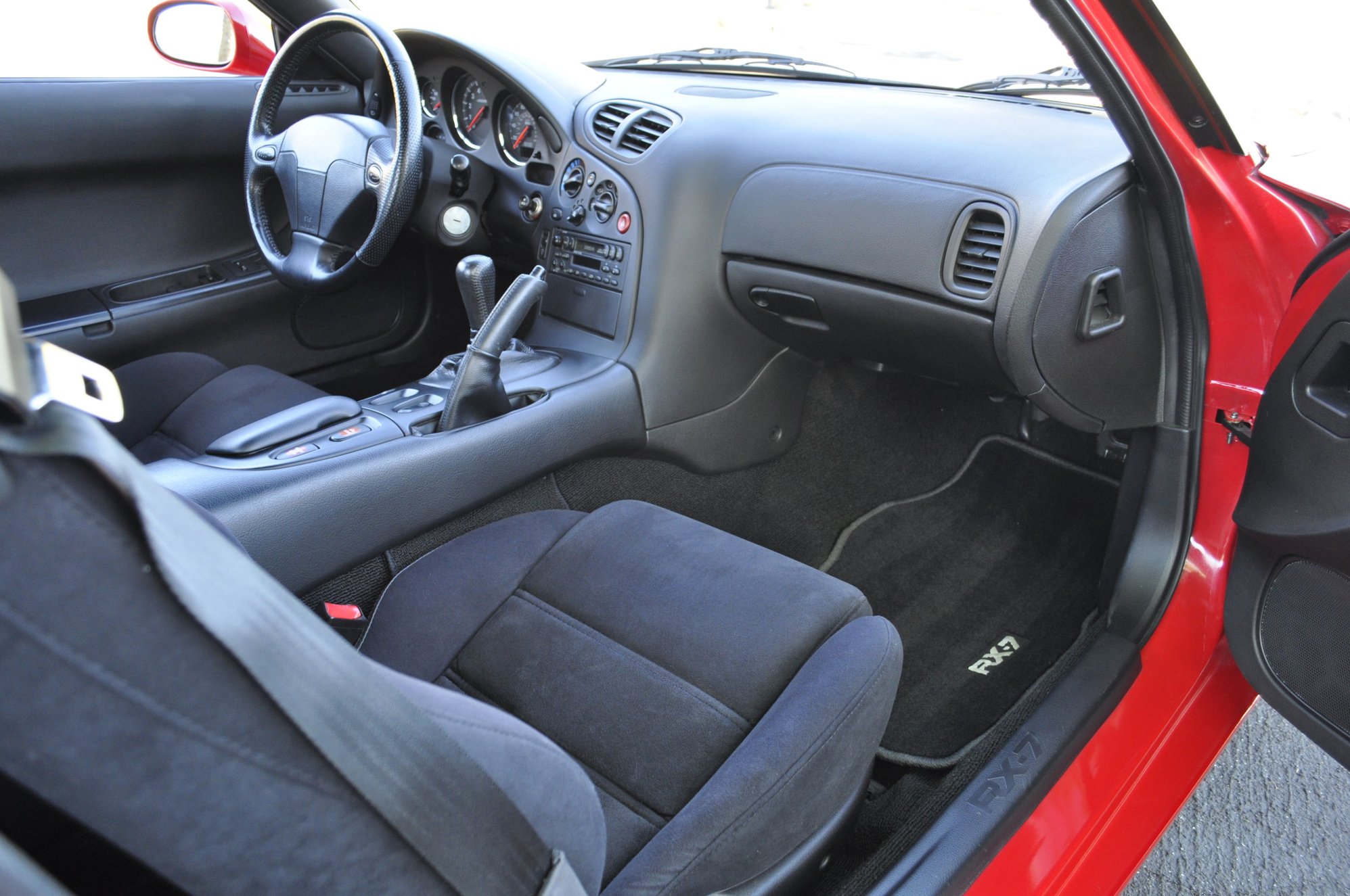 1993 Mazda RX-7 - Mint VR 1993 Mazda RX7 R1 18K Original Miles (CA) - Used - Palm Desert, CA 92211, United States