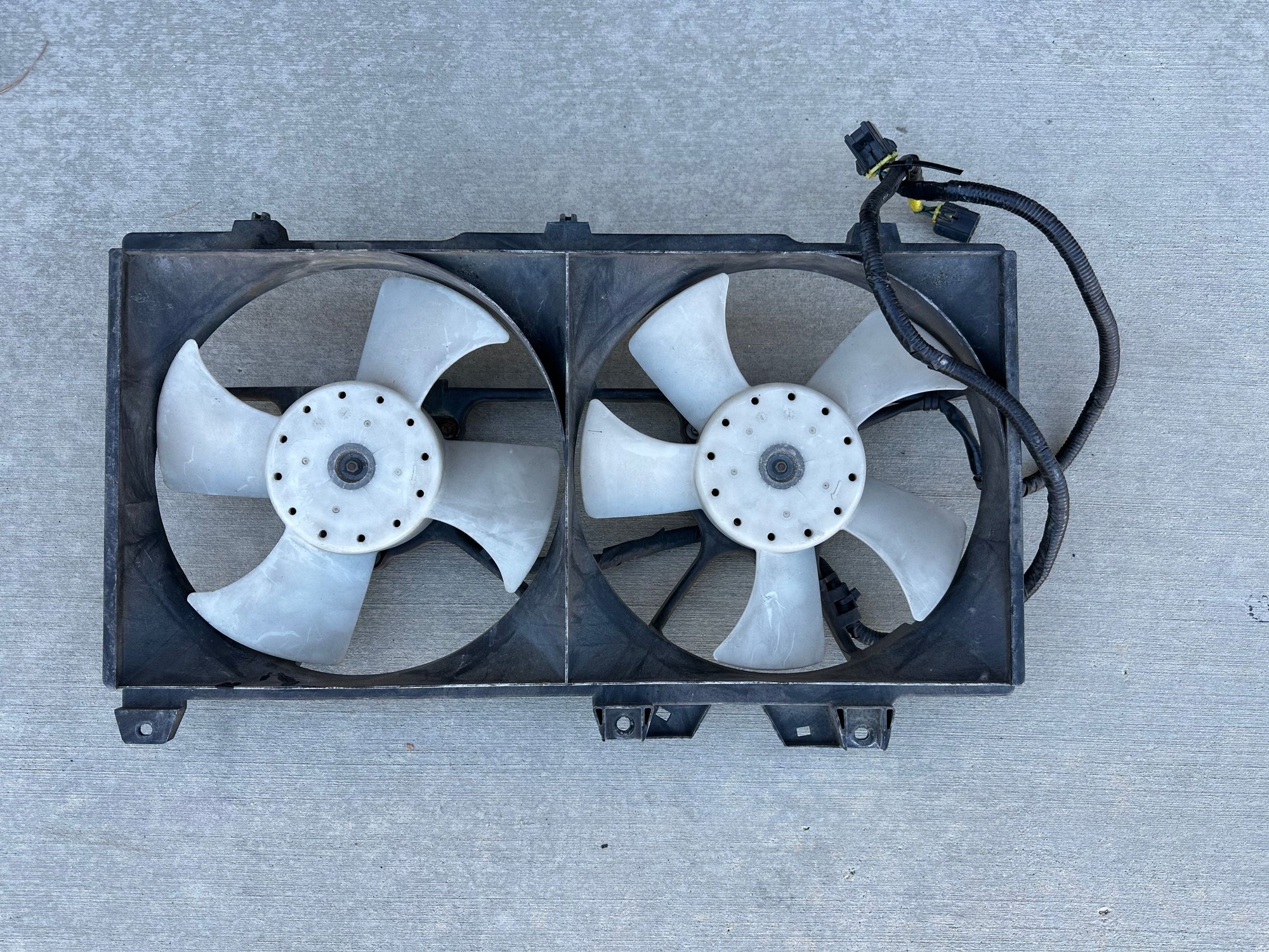 1994 Mazda RX-7 - radiator fans - Miscellaneous - $80 - Quartz Hill, CA 93536, United States