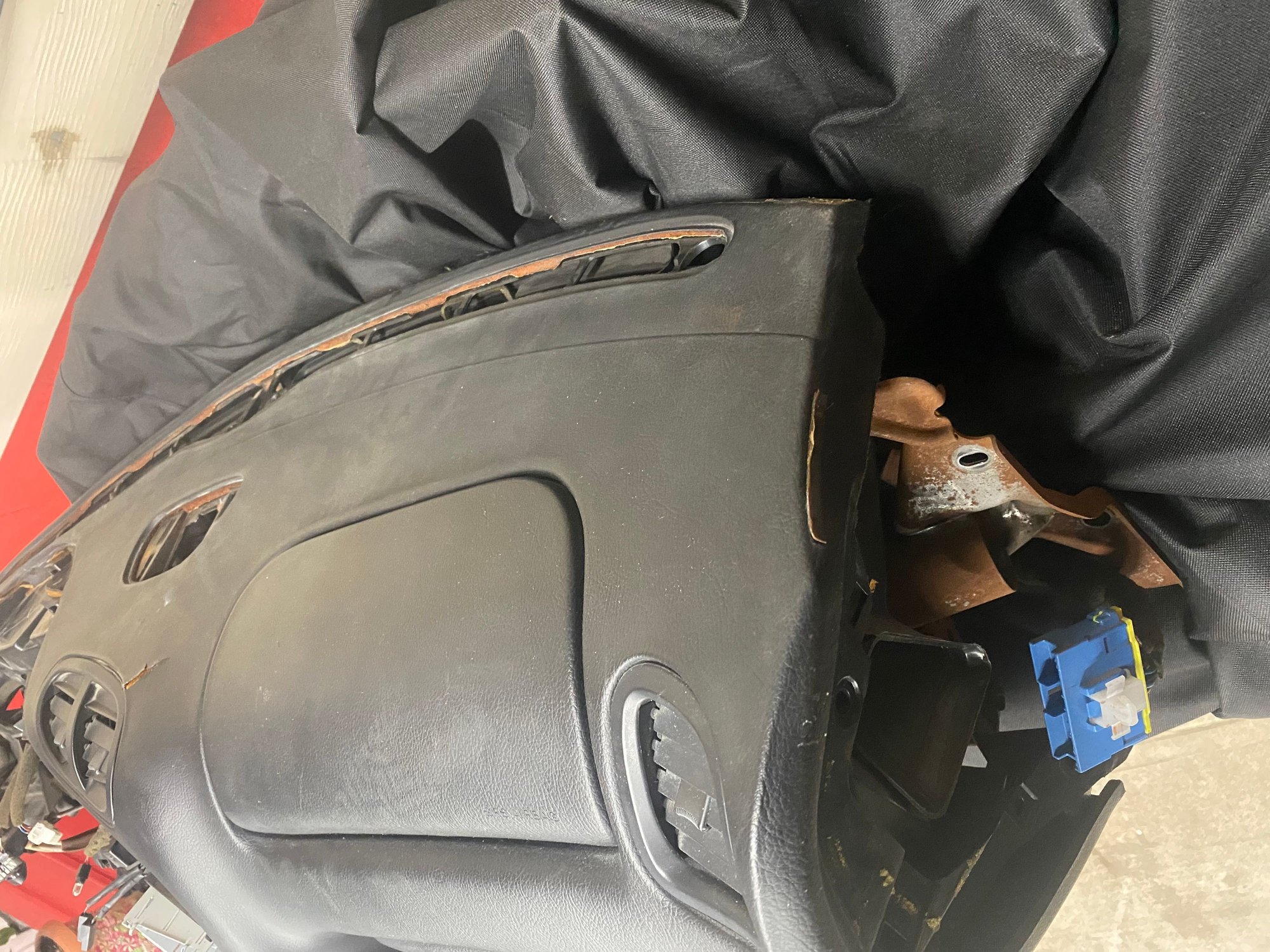 Interior/Upholstery - 1994 Dashboard with airbag/glovebox - Used - 1993 to 1995 Mazda RX-7 - Woodhaven, NY 11421, United States