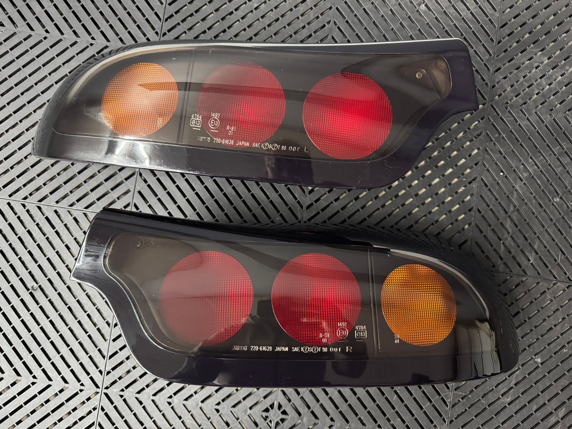 Lights - Mazda RX-7 FD3S 99Spec Tail Lamps - Used - 1992 to 2002 Mazda RX-7 - Birmingham, MI 48323, United States