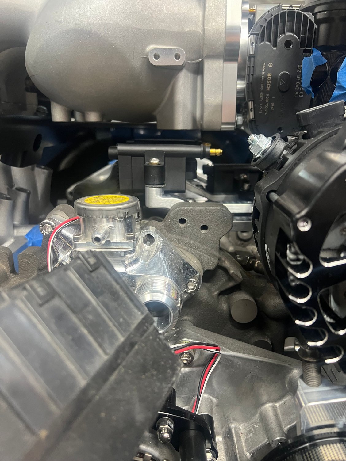 Just enough clearance, only works if using DBW, wouldn�t work if manual throttle due to IAC mounting here. 