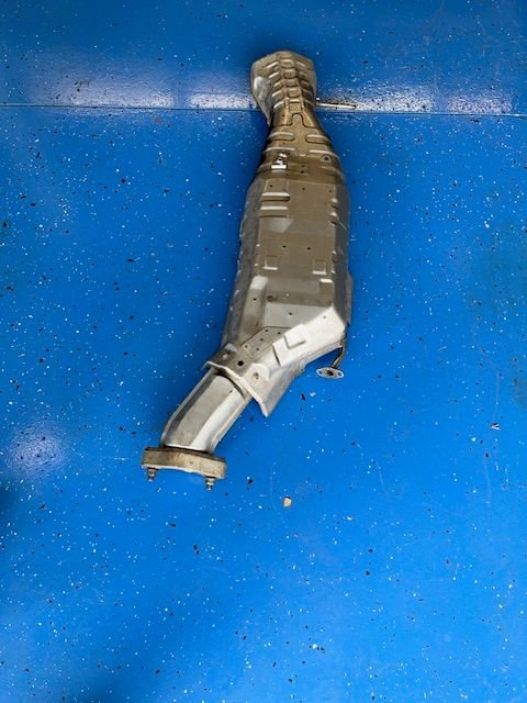 Engine - Exhaust - FD OEM US market main catalyst - 6K mile take off - Used - 1992 to 2002 Mazda RX-7 - Rancho Santa Margarita, CA 92688, United States