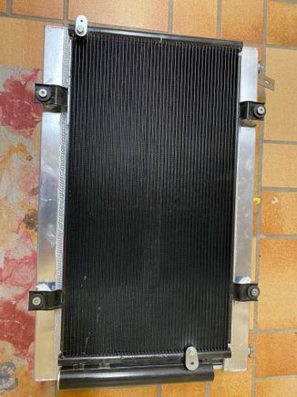 Aluminium spacers welded onto the radiator 