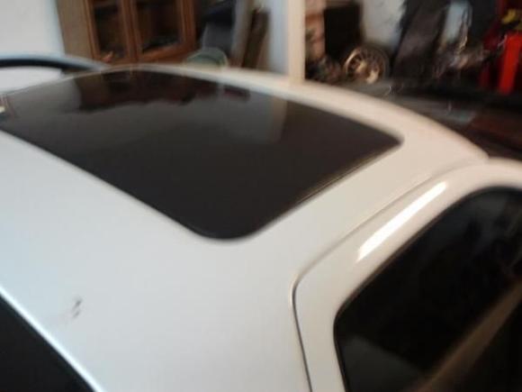 carbon fiber sun roof.