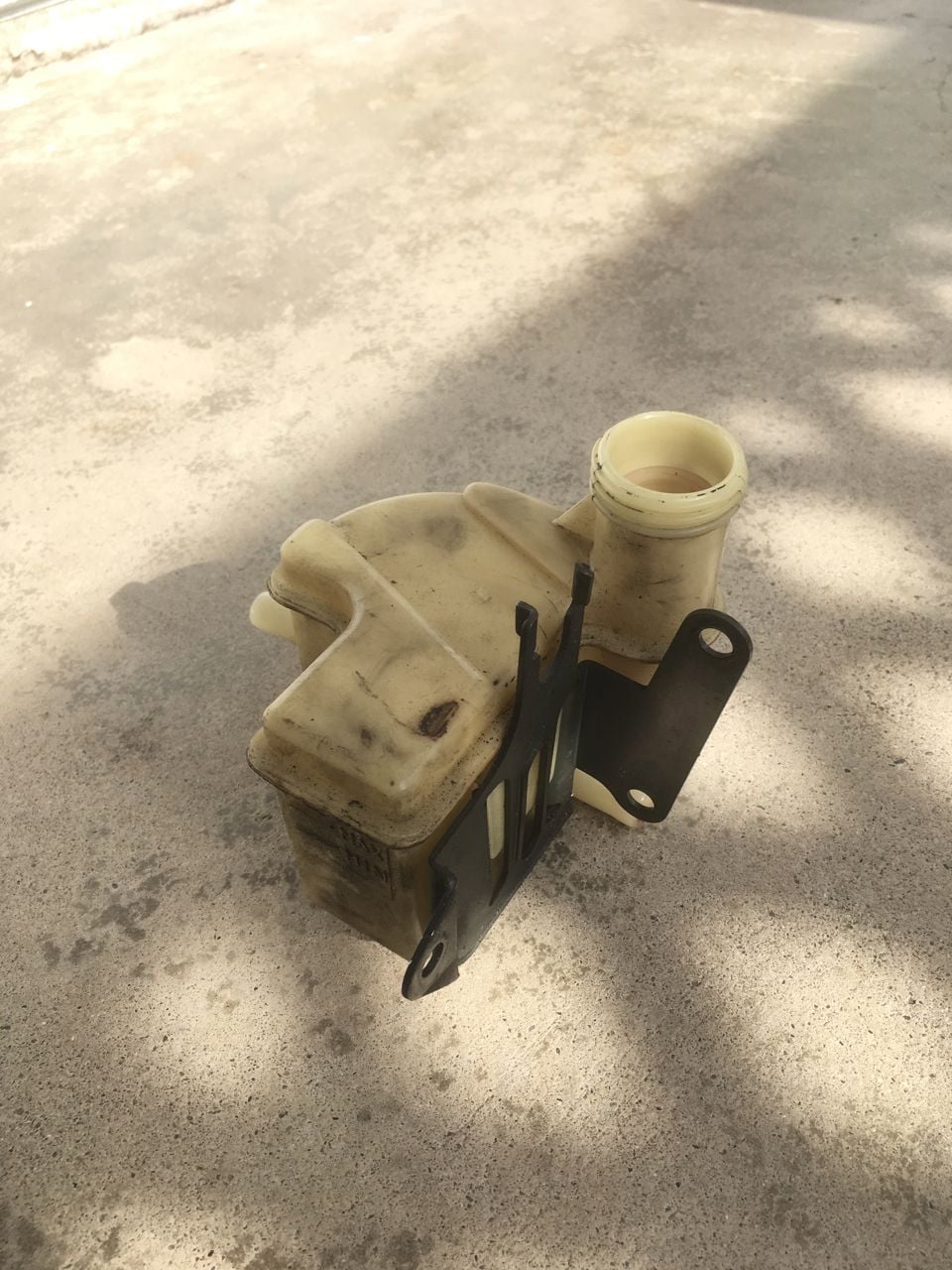1993 Mazda RX-7 - power steering tank - Engine - Complete - $20 - Seal Beach, CA 90740, United States