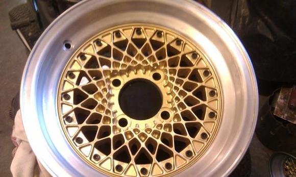 Anyone have an idea on these rims? They're Western, but I've yet to find a model that matches them. I know Western was bought out in the early 80's, so I'm assuming they're 70's models.