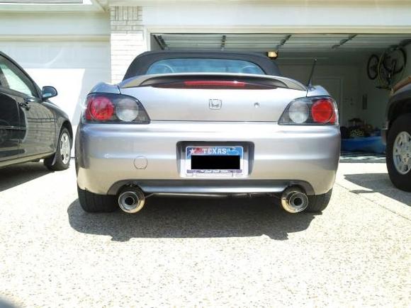 fresh exhaust (silencers will come out later, it was a PITA even messing with)